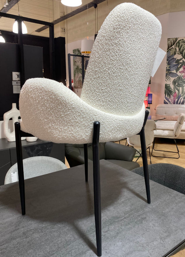 fauteuil de table à manger tissu blanc bouclette design - Souffle d’intérieur