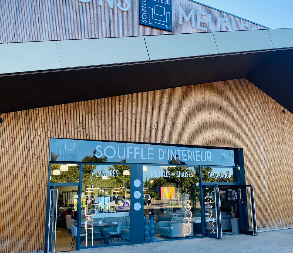 magasin de canapé d'angle gris clair avec dossiers haut - Souffle d'intérieur