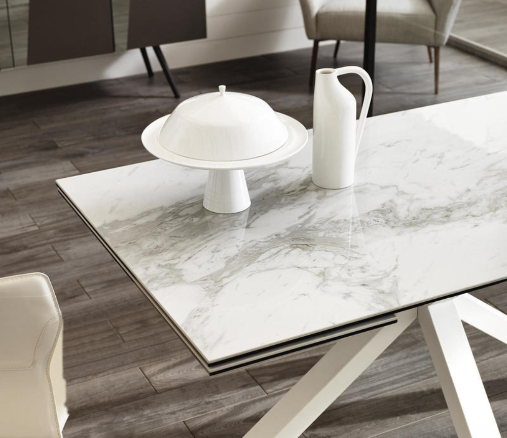 table ceramique extensible de salle a manger marbre blanc akante lievens - souffle d'interieur