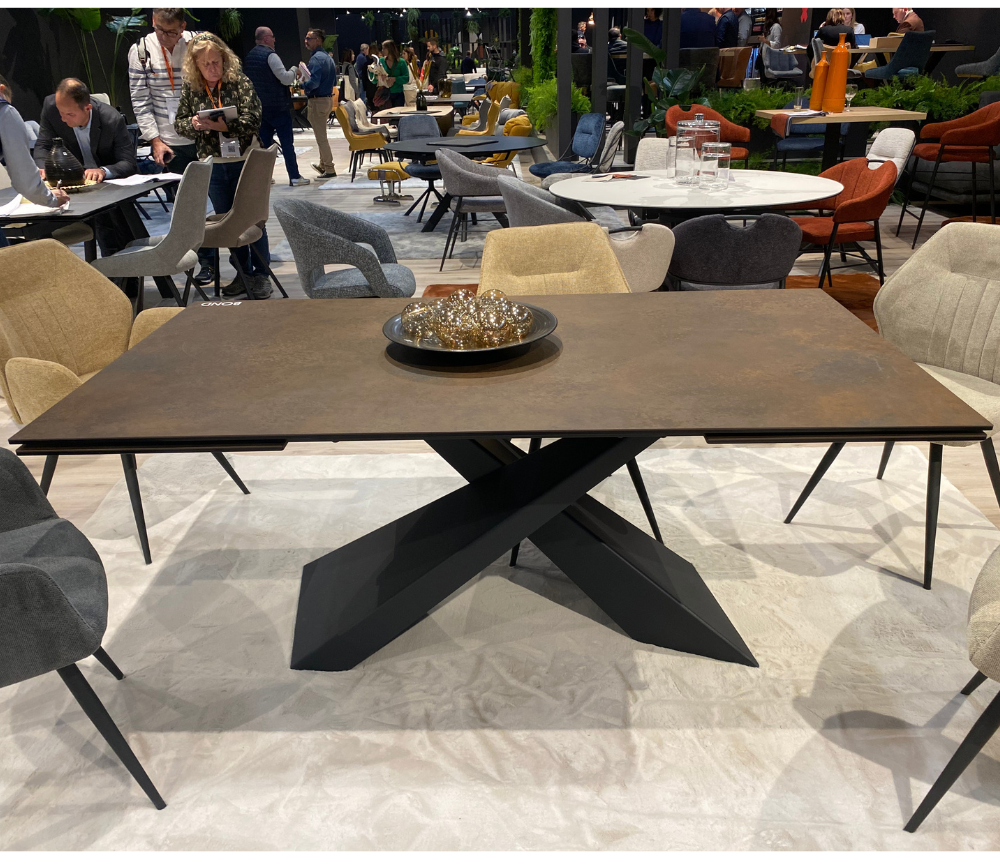 table céramique extensible rouille bronze rectangulaire design italien lievens akante - Souffle d'intérieur