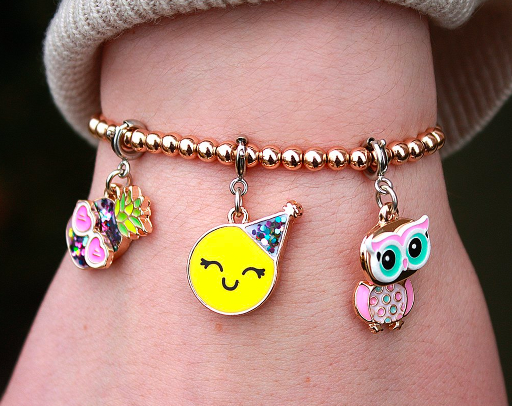 Don't Worry Beach Happy – Word Bead Bracelets / Multi Color Four