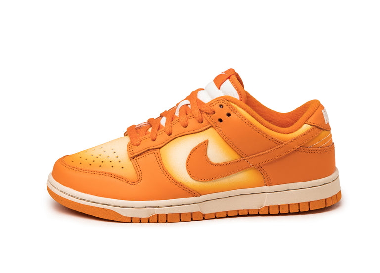 Nike Wmns Dunk Low *Magma – now at Online