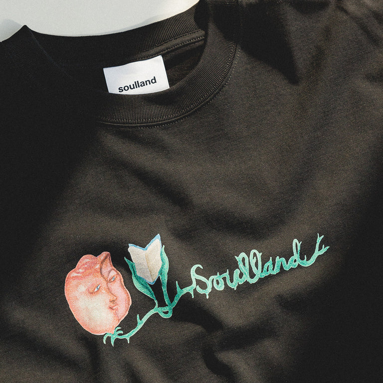 Soulland Flower Logo T-Shirt onfeet