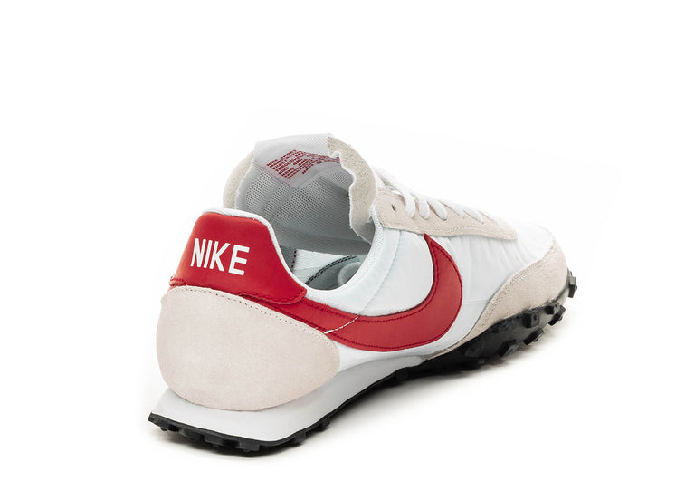 nike daybreak cream red