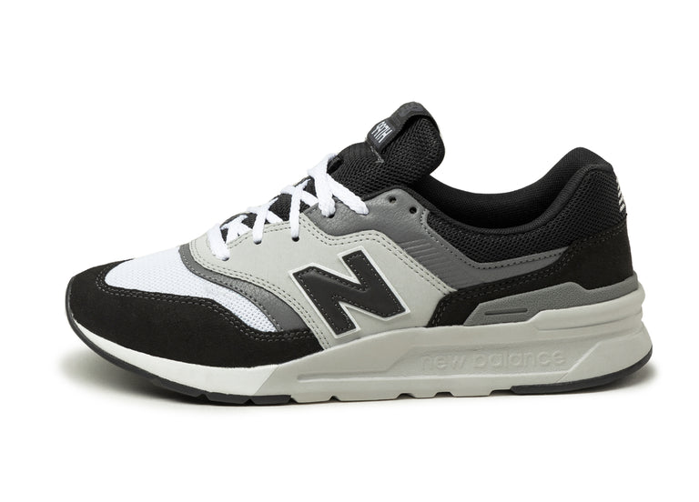 New Balance 997 - buy online now at Asphaltgold!