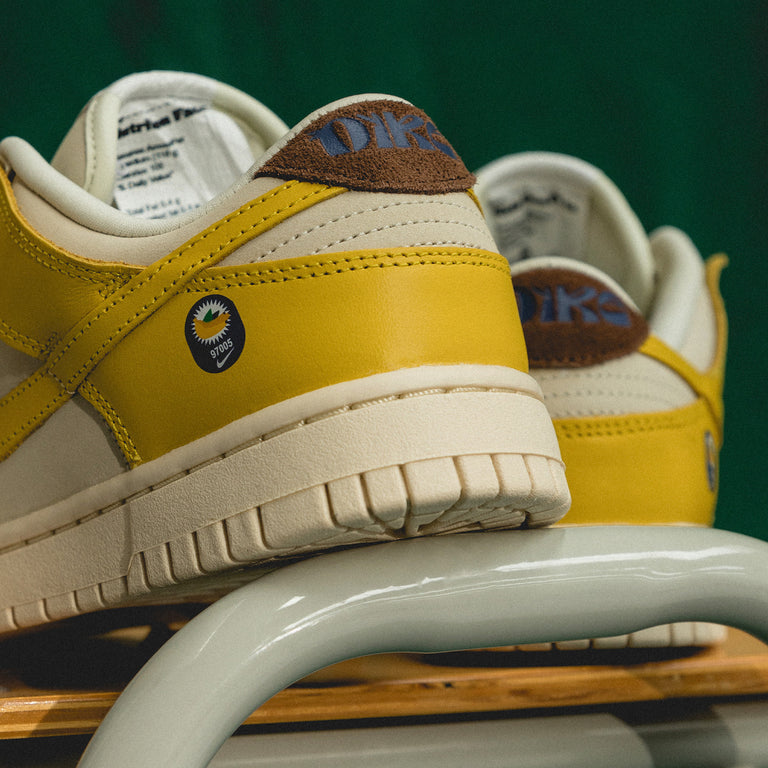 Nike Wmns Dunk Low LX *Banana* – buy now at Asphaltgold Online Store!