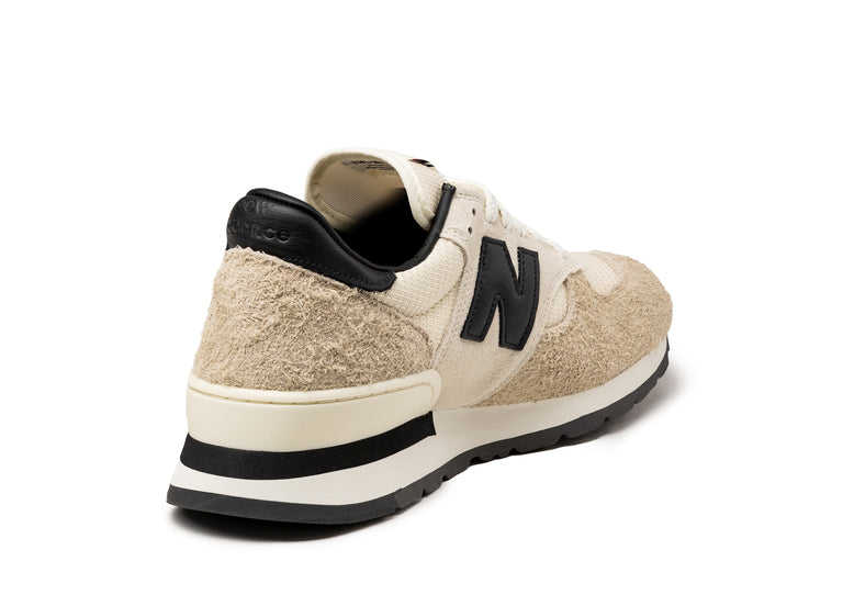 New Balance *Made in USA* – buy now at Asphaltgold Online Store!