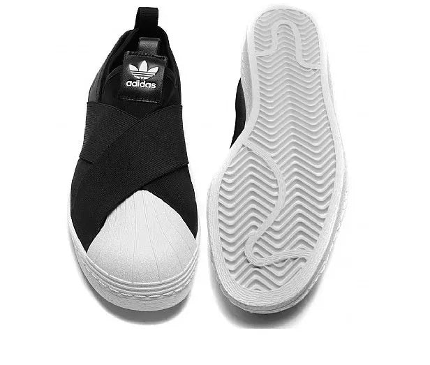 slip on adidas preto e branco