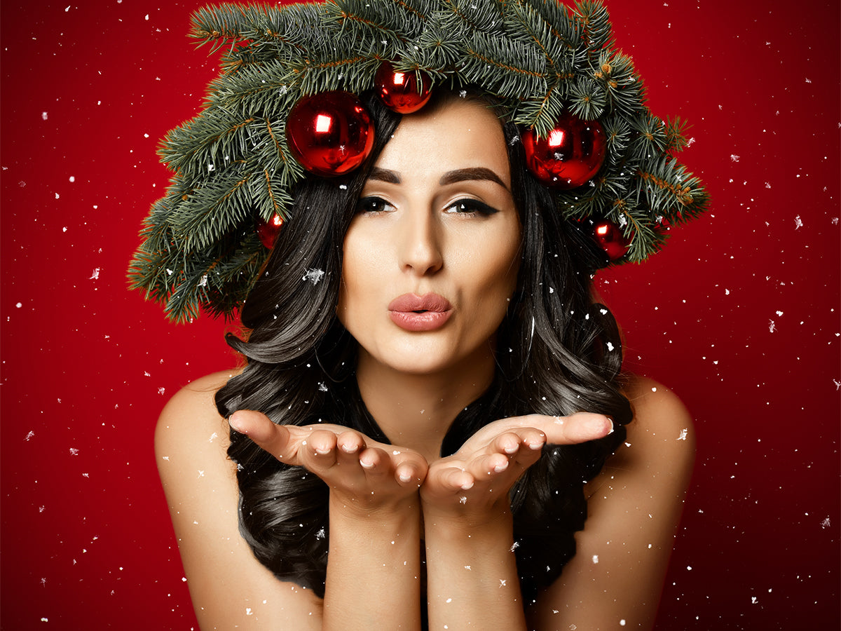 10 Christmas Makeup Looks to Complement Your Christmas Party Outfit th –  Faces Canada