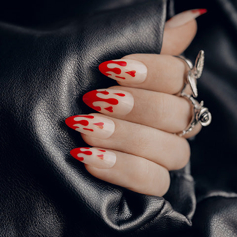 Halloween Blood Splatter Nails - Freehand on Natural Nails! 🔪🔪🩸🩸 :  r/RedditLaqueristas