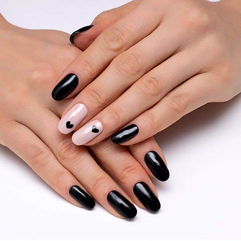 15 Classy Black Nail Designs To Try This Fall For A Moody Manicure