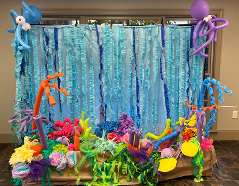 DIY Coral Reef Photobooth backdrop for Under the Sea Party