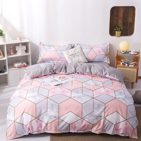 Colorful geometrical design bed set