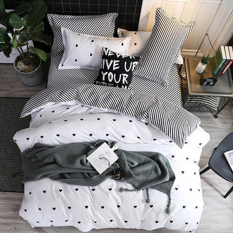 White and Black stripes bed set
