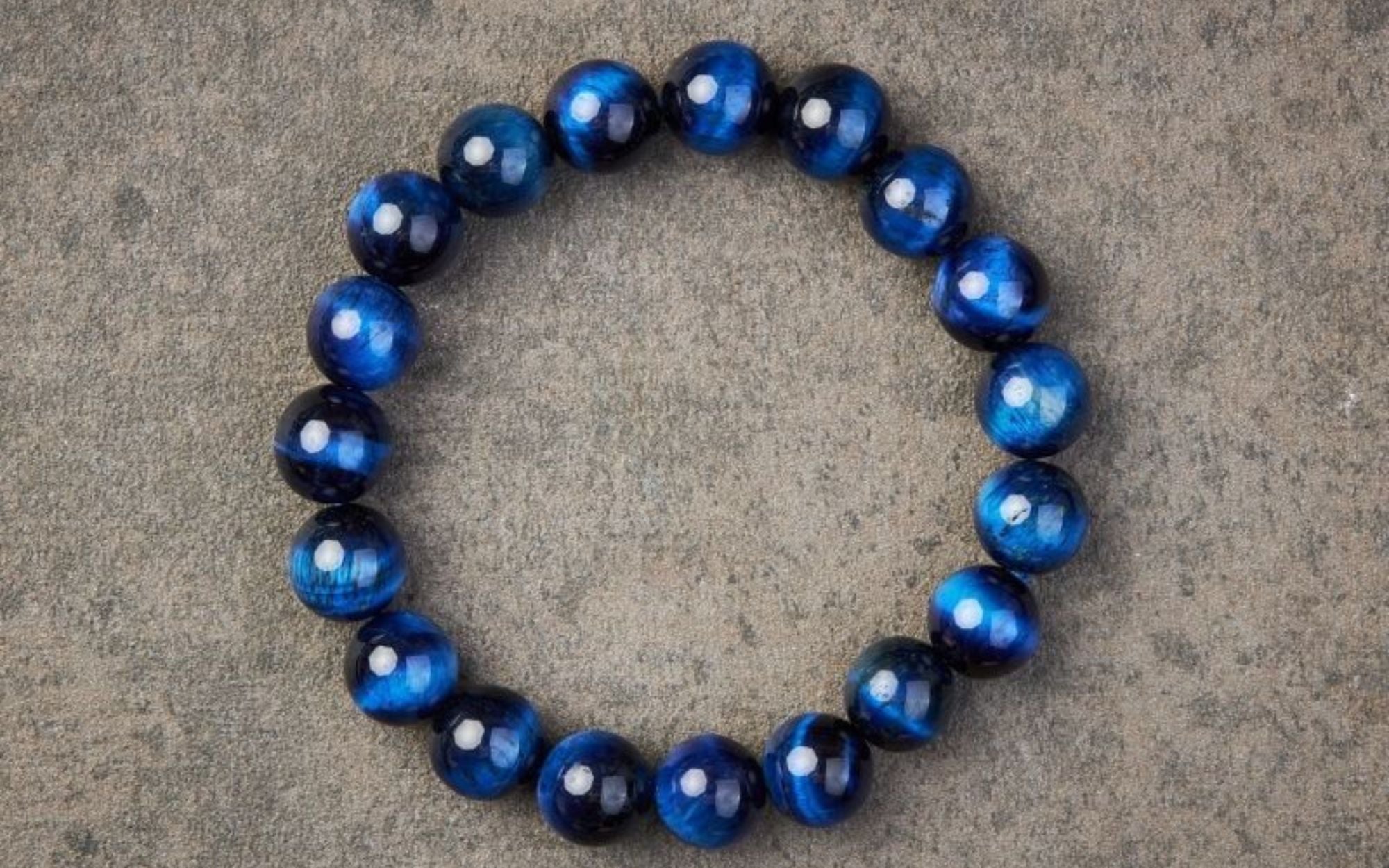 Significado de la pulsera de ojo de tigre azul