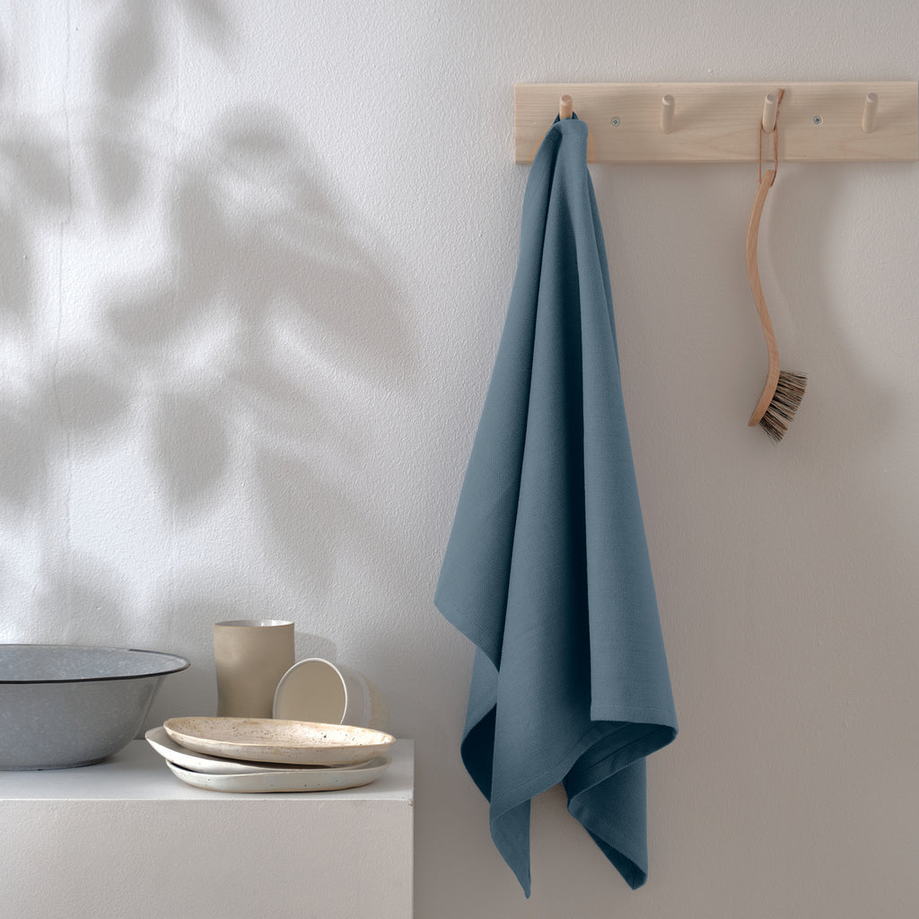 Kitchen Towel hanging