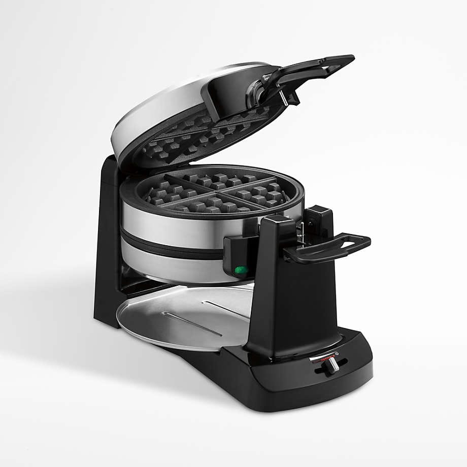 Cuisinart Classic Round Waffle Maker - Power Townsend Company
