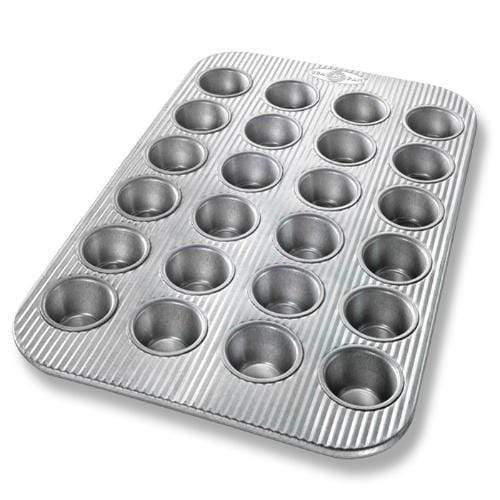 Cuisinart Cookie Sheet / Cookie Pan - 17 Inch Non-stick - AMB-17CS