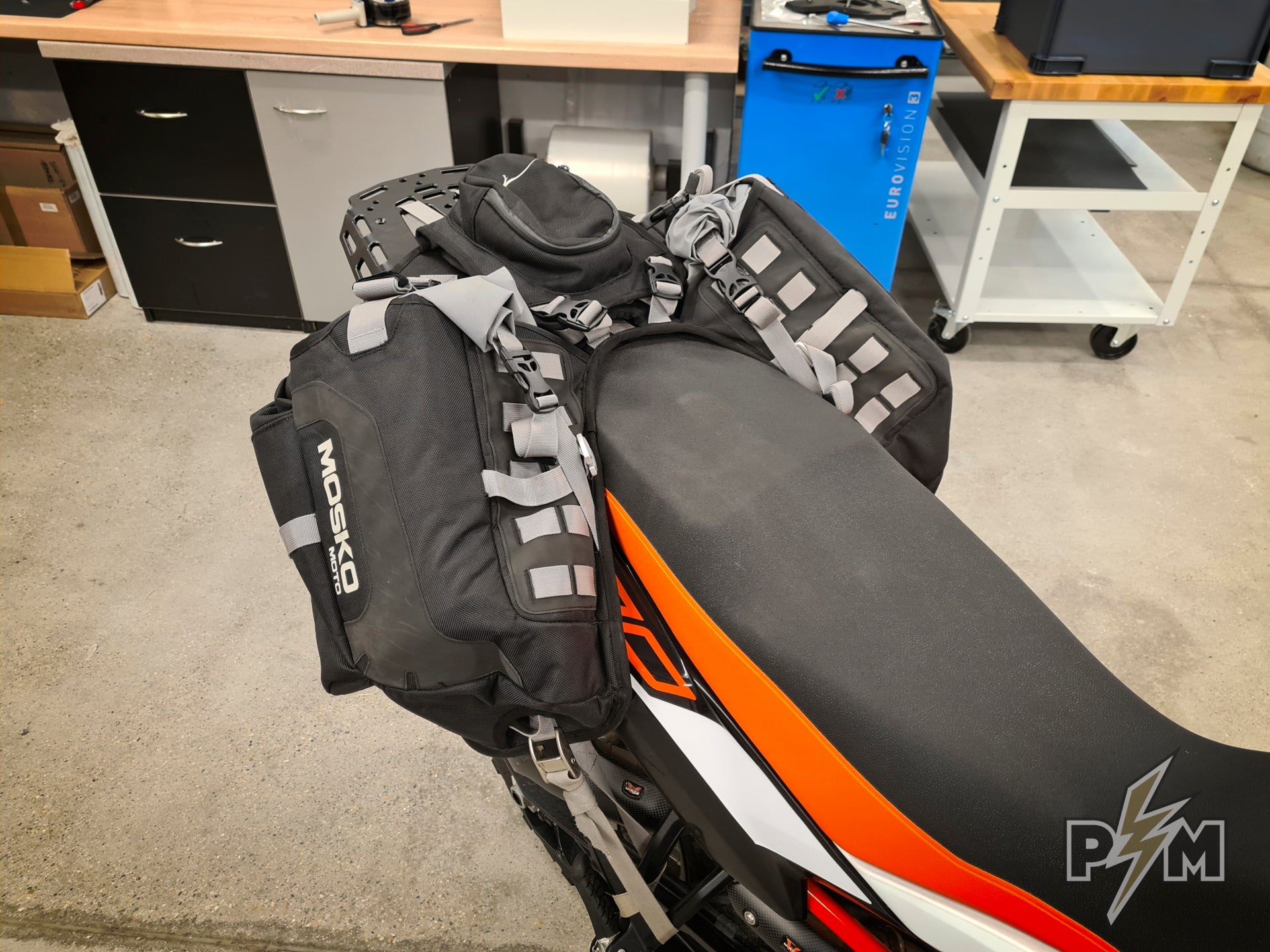 mosko saddlebags