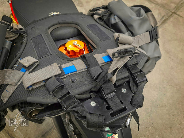 Perun moto KTM 690 Enduro Luggage rack SD and Mosko moto Reckless 80 Revolver - 4