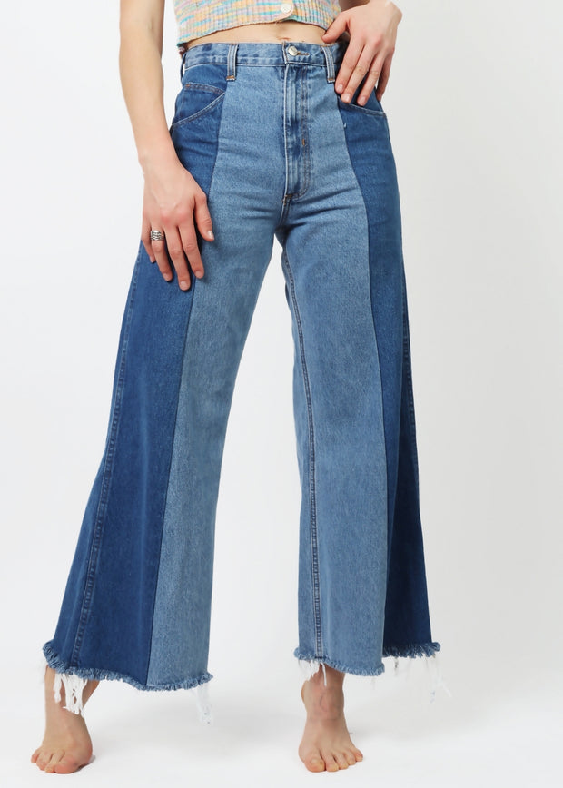 26' 8 Aus Vintage Levi's High Waist Flare Jeans | Cult Bravery