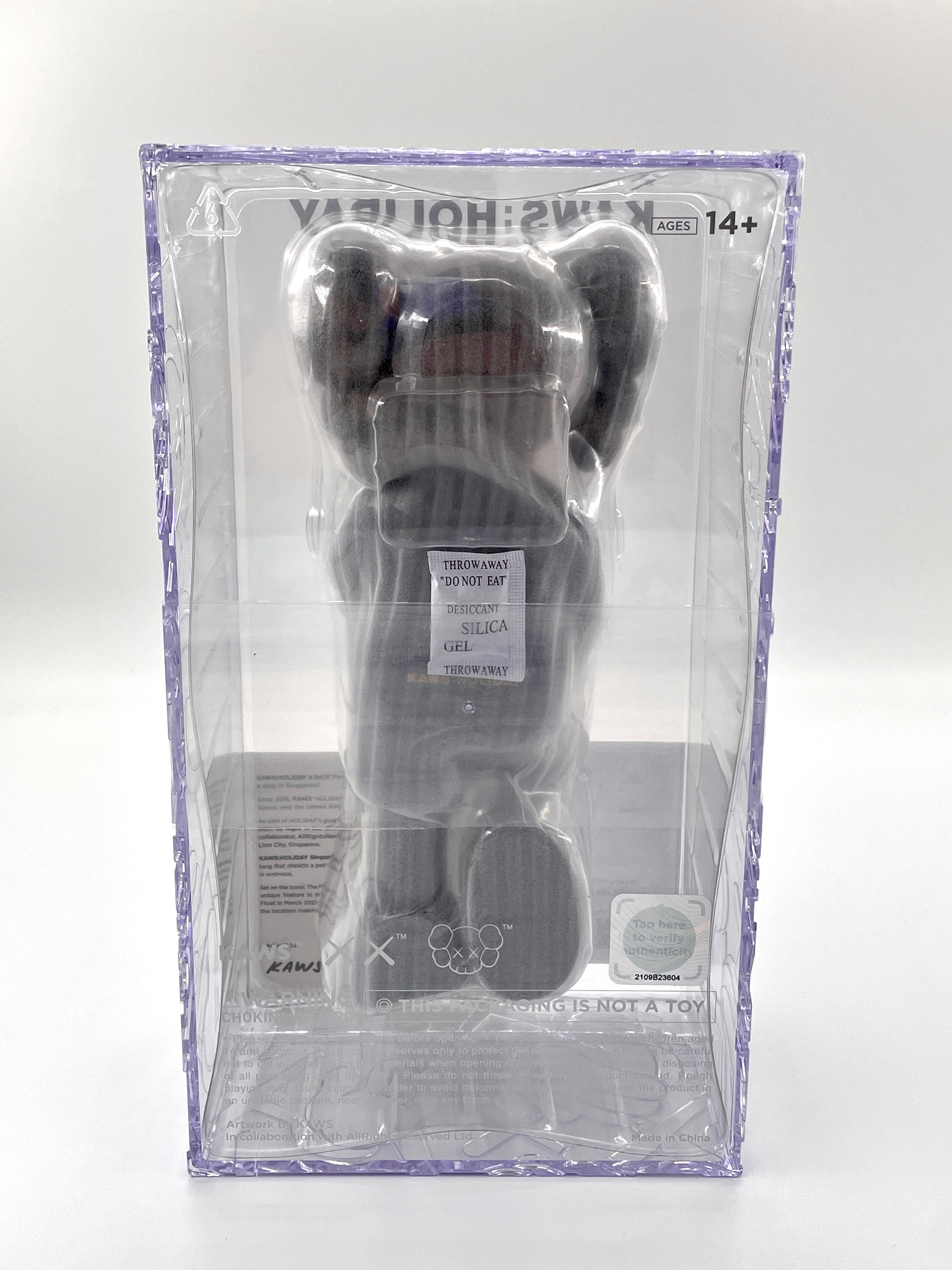 Holiday Singapore Figure (Black) – Post Modern Vandal