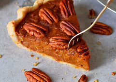 Recipe - the traditional and easy Pecan Pie to do with kids for Thanksgiving