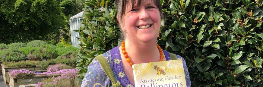 Jean Vernon Attracting Garden Pollinators