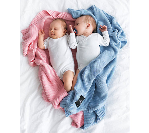 Twins in bamboo baby blankets from Lullalove UK
