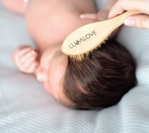Baby hairbrush for healthy scalp