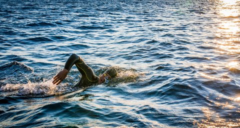 cold water swimming