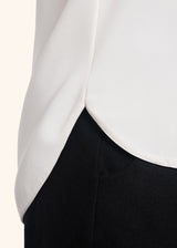 Camicia bianco Kiton da donna, in seta 5