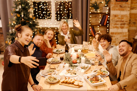 A family taking a group photo