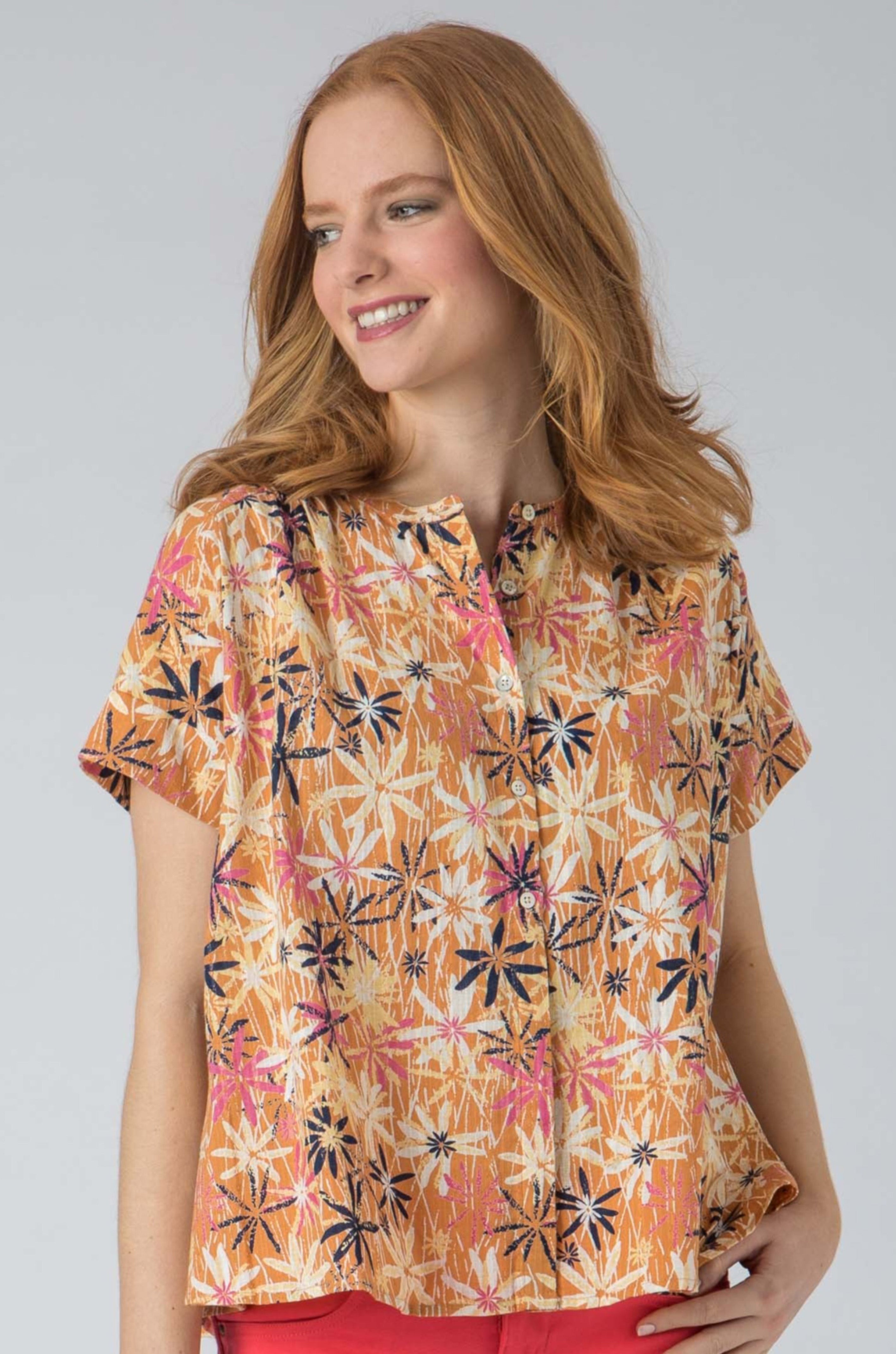 Raglan Button Through Blouse in Scattered Blooms, Scattered Blooms / 14
