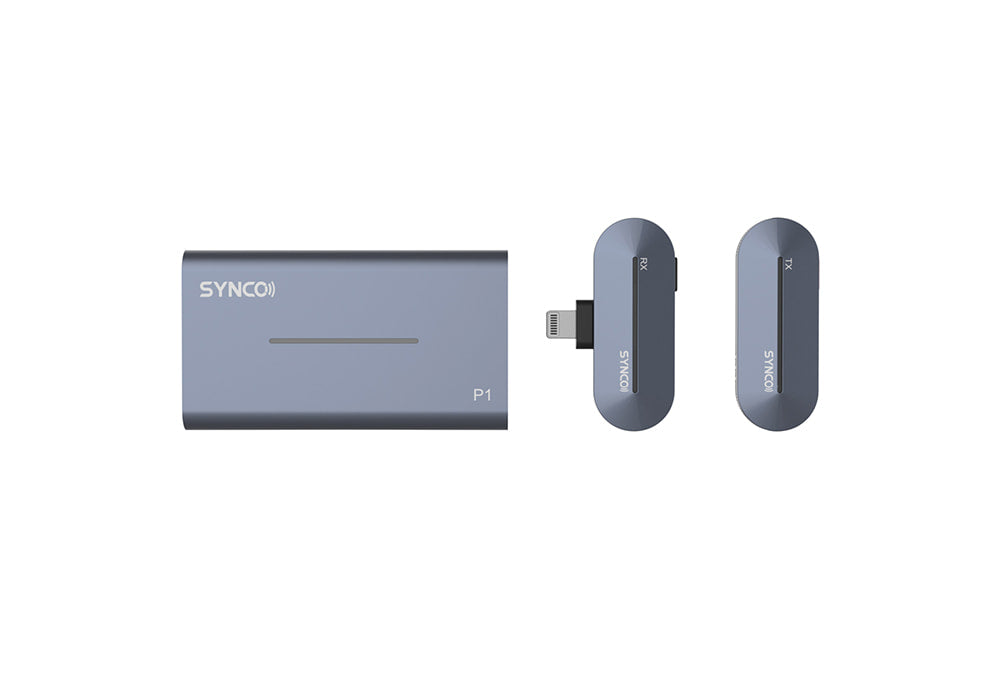 Le mini microphone sans fil SYNCO P1L pour iPhone se compose d'un émetteur, d'un récepteur avec connecteur Lightning et d'un étui de chargement.