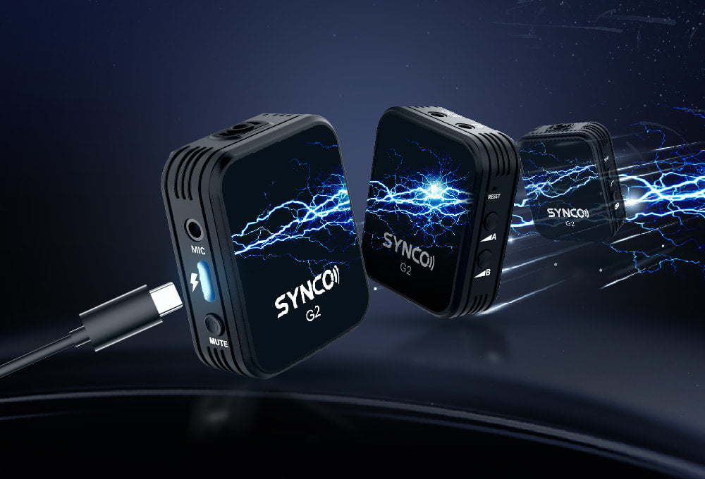 SYNCO G2(A1) battery operated wireless microphone can be charged at the same time with a 3-in-1 cacle..