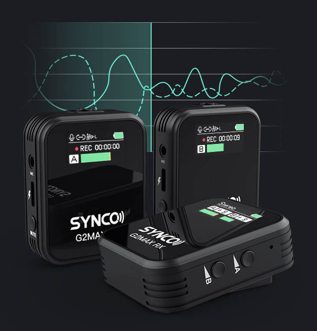 The SYNCO G2 Max wireless lavalier microphone for video beginners shows connection status, battery life, gain level, and recording mode on the screen.