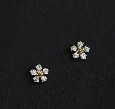 Daisy Diamond Stud Gold Plated Silver Elegant Luxury