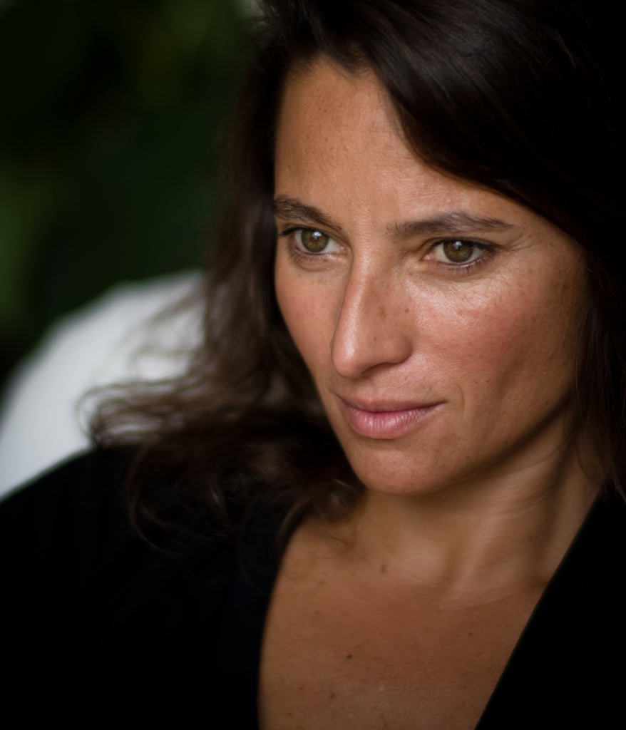 Porträtt Nina Bouraoui, foto: Raphael Devynck-Sauvillers