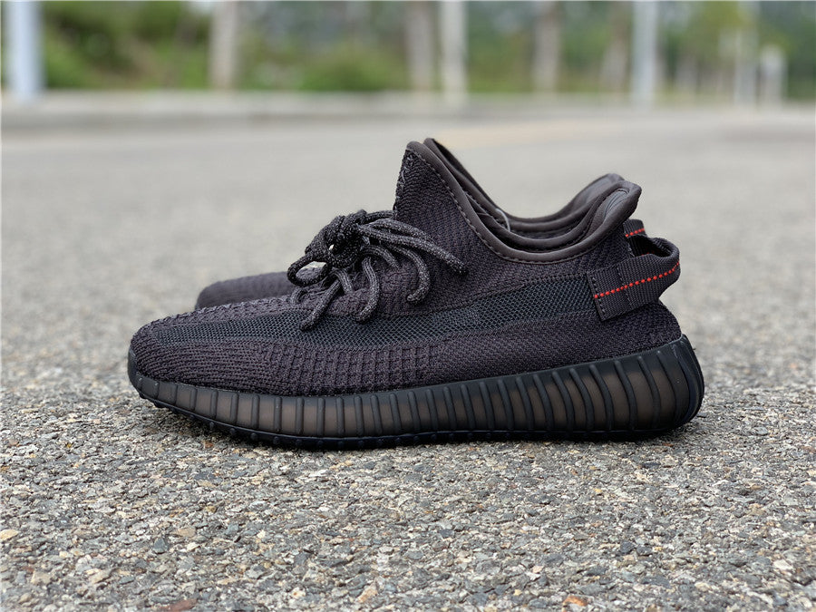 harga yeezy black