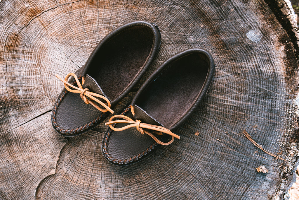 Laurentian Chief moccasins for women brown