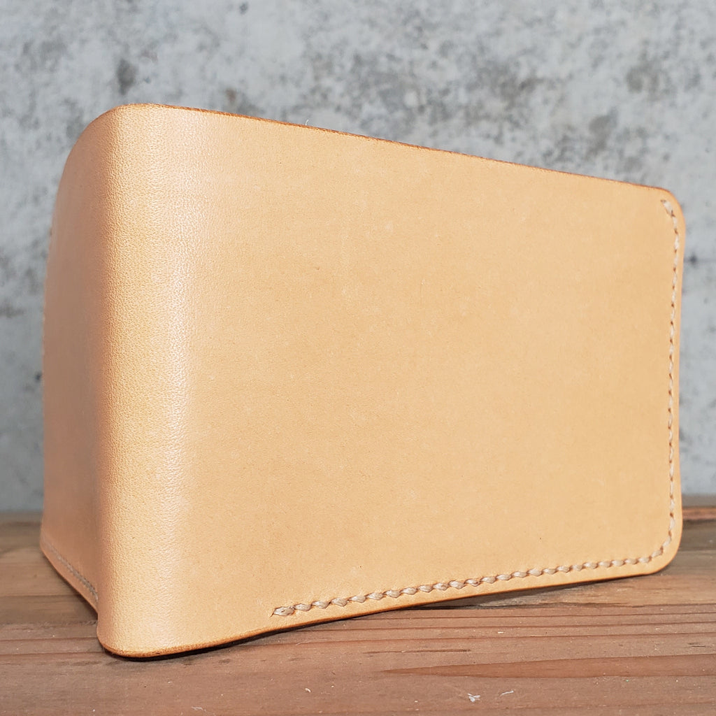 Three Pocket Curved Wallet – RW Leatherworks