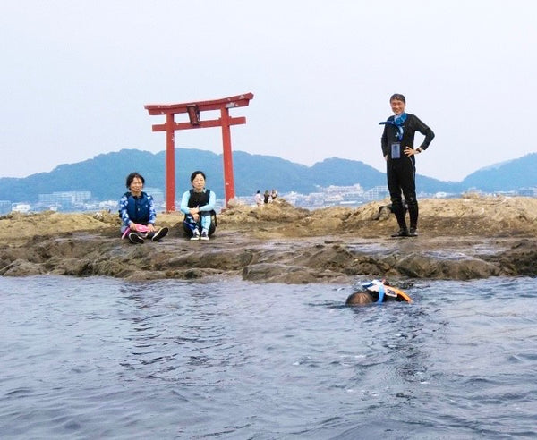 ただ、魚を見ながら浮いているだけですが、とてもリラックスできました。 水はとても澄んでいてきれいな魚たちがいっぱいみられました。