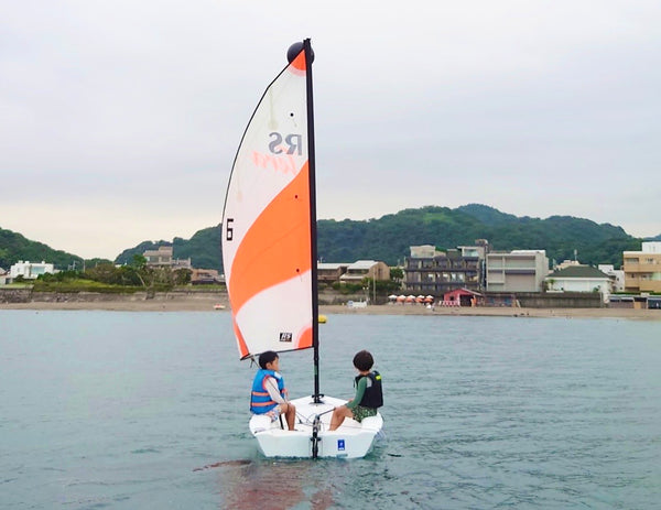 平日も賑やかにスクールも活動しています！この日は夏休みの中学生も参加しました。