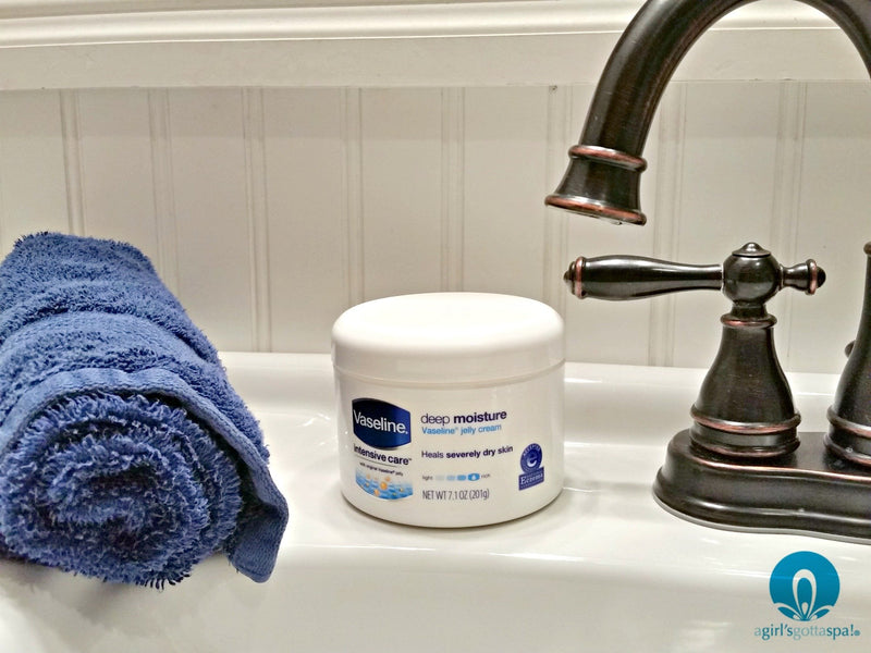 Say Goodbye to Dry Skin This Winter with #Vaseline® Intensive Care™ Deep Moisture Jelly Cream - A Girl's Gotta Spa!