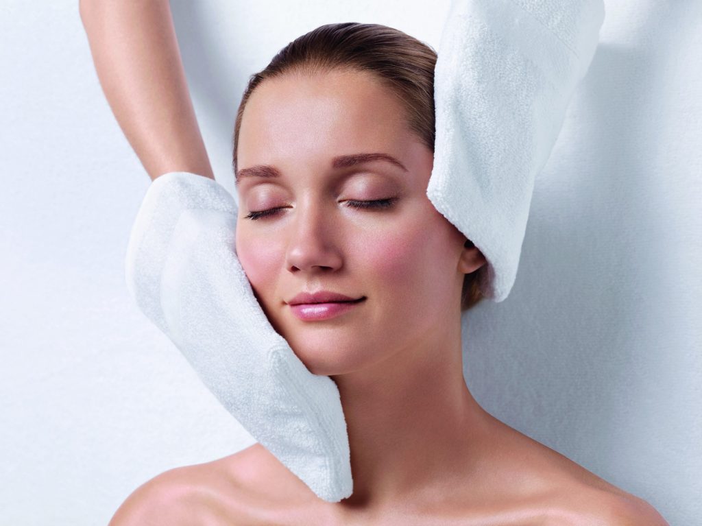 Spa tips to enhance your summer glow via @agirlsgottaspa