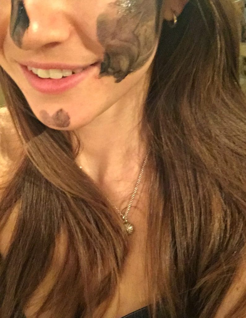 nugg beauty charcoal face mask review via @agirlsgottaspa