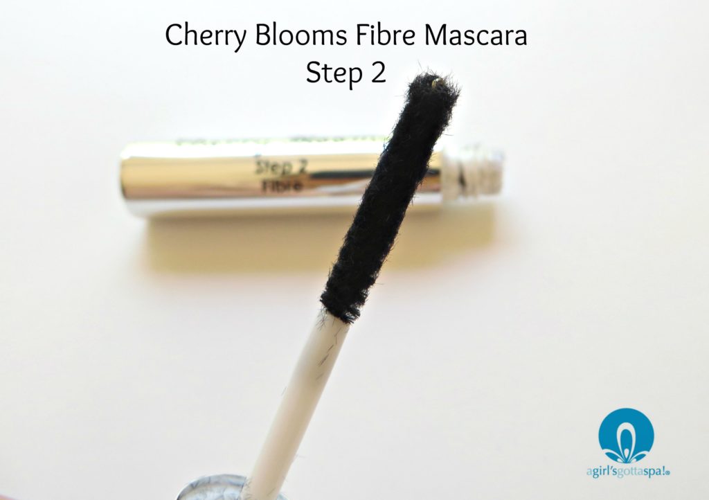 Cherry Blooms Fibre Mascara review via @agirlsgottaspa