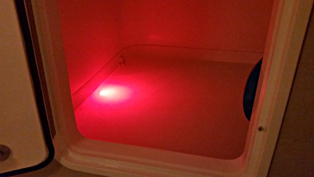 Sensory deprivation or ligh therapy in the float tank via @agirlsgottaspa @lodgeatwooloch