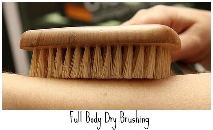 Dry brush your skin. Learn the benefits in our post! #skincare #spa #health #wellness